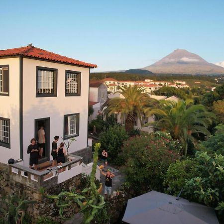 Loving Strangers Hostel Мадалена Экстерьер фото